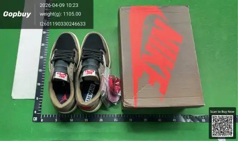 Travis Scott Air Jordan 1 Low Olive Sneakers -2