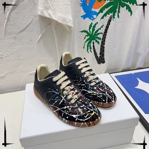 Leather Low-Top Training Sneak
