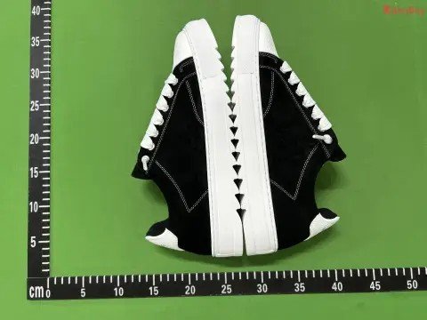 Black Leather Low-Top Sneakers -4