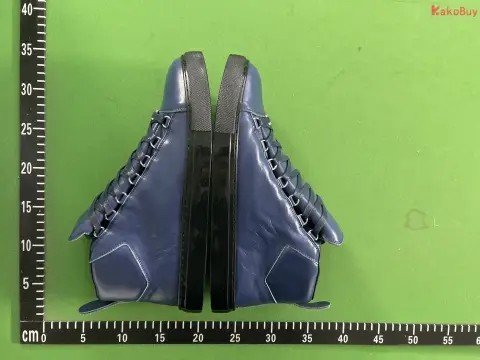 Red High-Top Sneakers 685-TRI -5