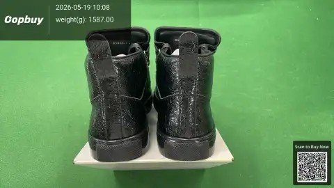 Red High-Top Sneakers 685-TRI -4