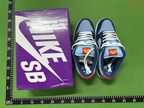 SB Dunk Low Collection 1 -6