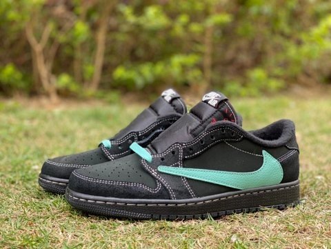 Travis Scott Air Jordan 1 Low 
