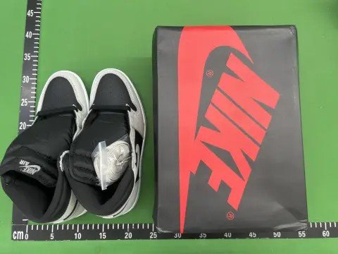 Air Jordan 1 High Collection 1 -2