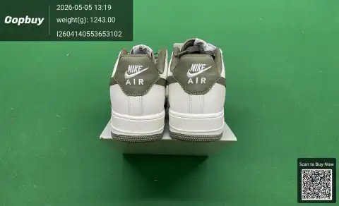 Classic Low-Top Casual Sneakers -2