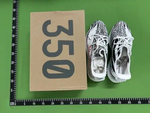 Yeezy Boost 350 Sneakers -4