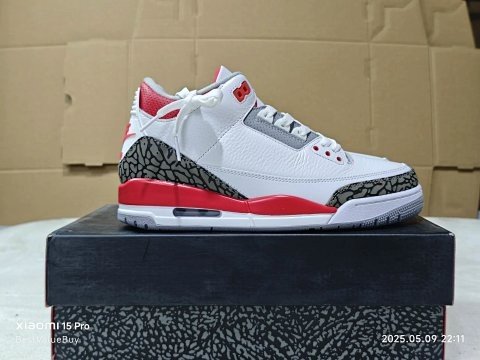 Air Jordan 3 Retro Sneakers