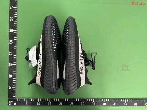 Yeezy Boost 350 TNT Panda FY5158 -3