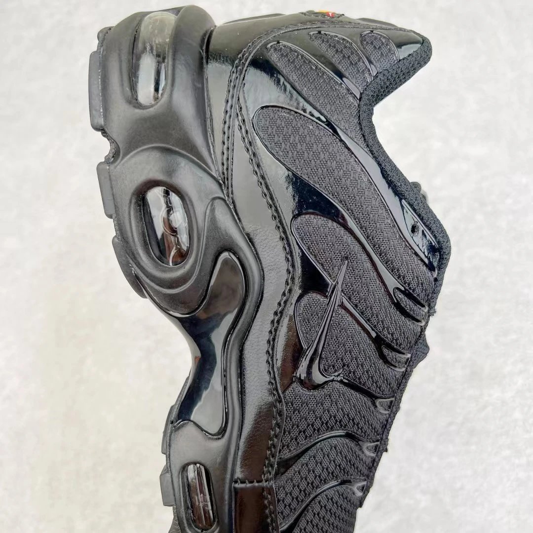 Air Max Plus TN Retro Sneakers -6