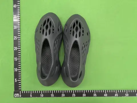 Lightweight Foam Slide Sandals -5