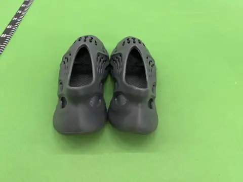 Lightweight Foam Slide Sandals -6