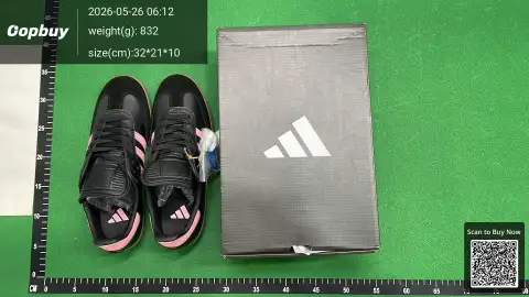AD Retro Casual Sneakers -4
