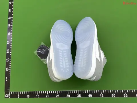 LJR Premium Basketball Sneakers -6
