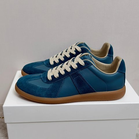 Blue Designer-Style Casual Sne
