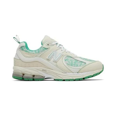2002R Retro Running Shoes Coll