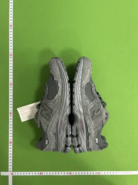 2002R Retro Running Shoes Collection -5