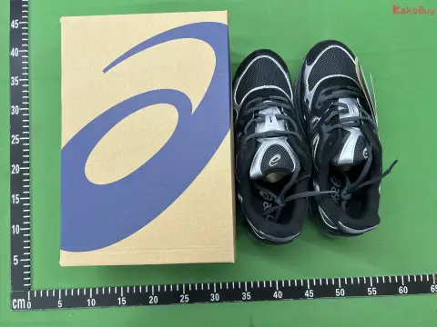 NYC Retro Running Sneakers -3