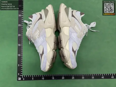 9060 Chunky Running Shoes -3