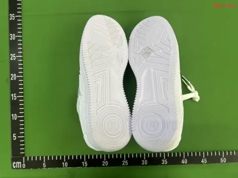 Classic Casual Sneakers -3