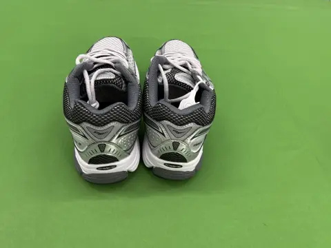 Custom Extended-Size Athletic Shoes -2