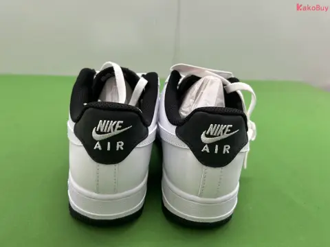 XP Classic Low-Top Sneakers -2