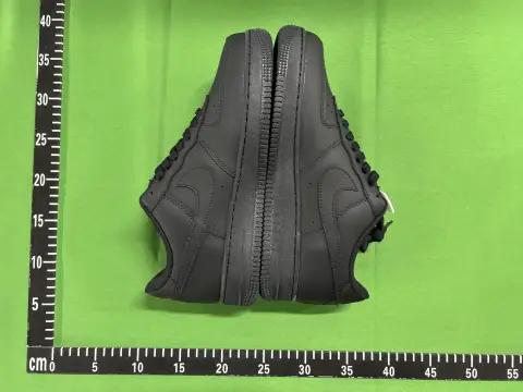 XP Classic Low-Top Sneakers -3