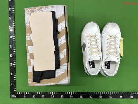 Gold Medal Retro Basketball Sneakers -2