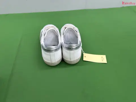 Gold Medal Retro Basketball Sneakers -6