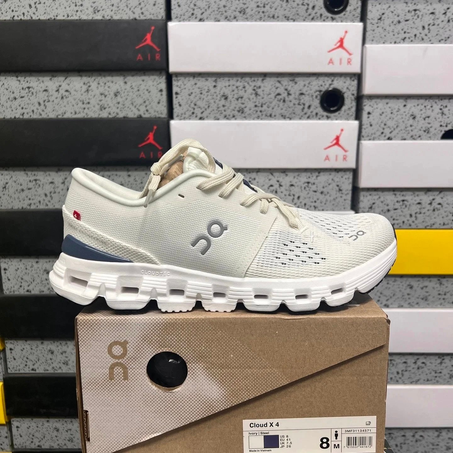 X4 BD Performance Sneakers