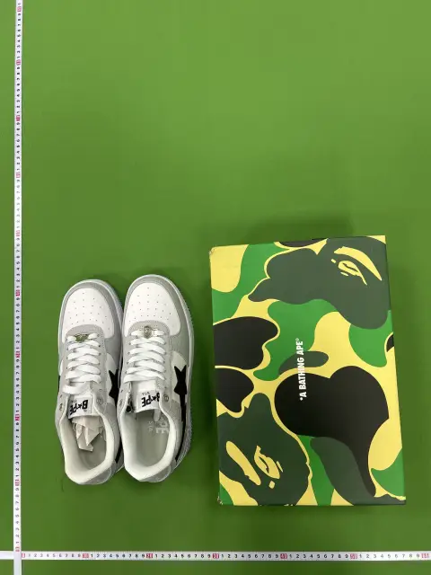 Ape Head Patent Leather Low-Top Sneakers -5