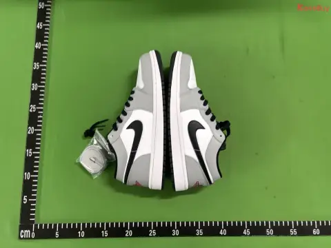 Retro 1 Low Sneakers Collection -5