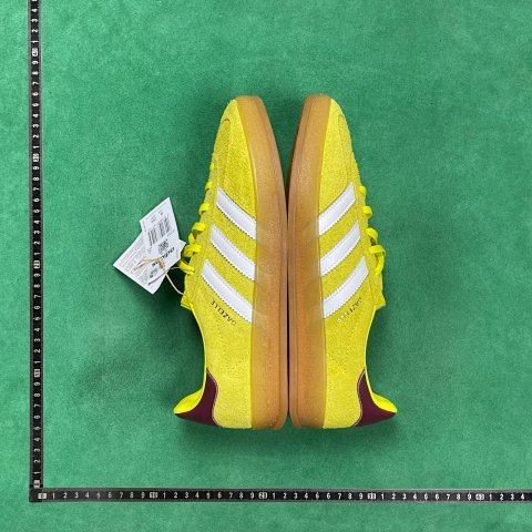 T6D Low-Top Skate Sneakers