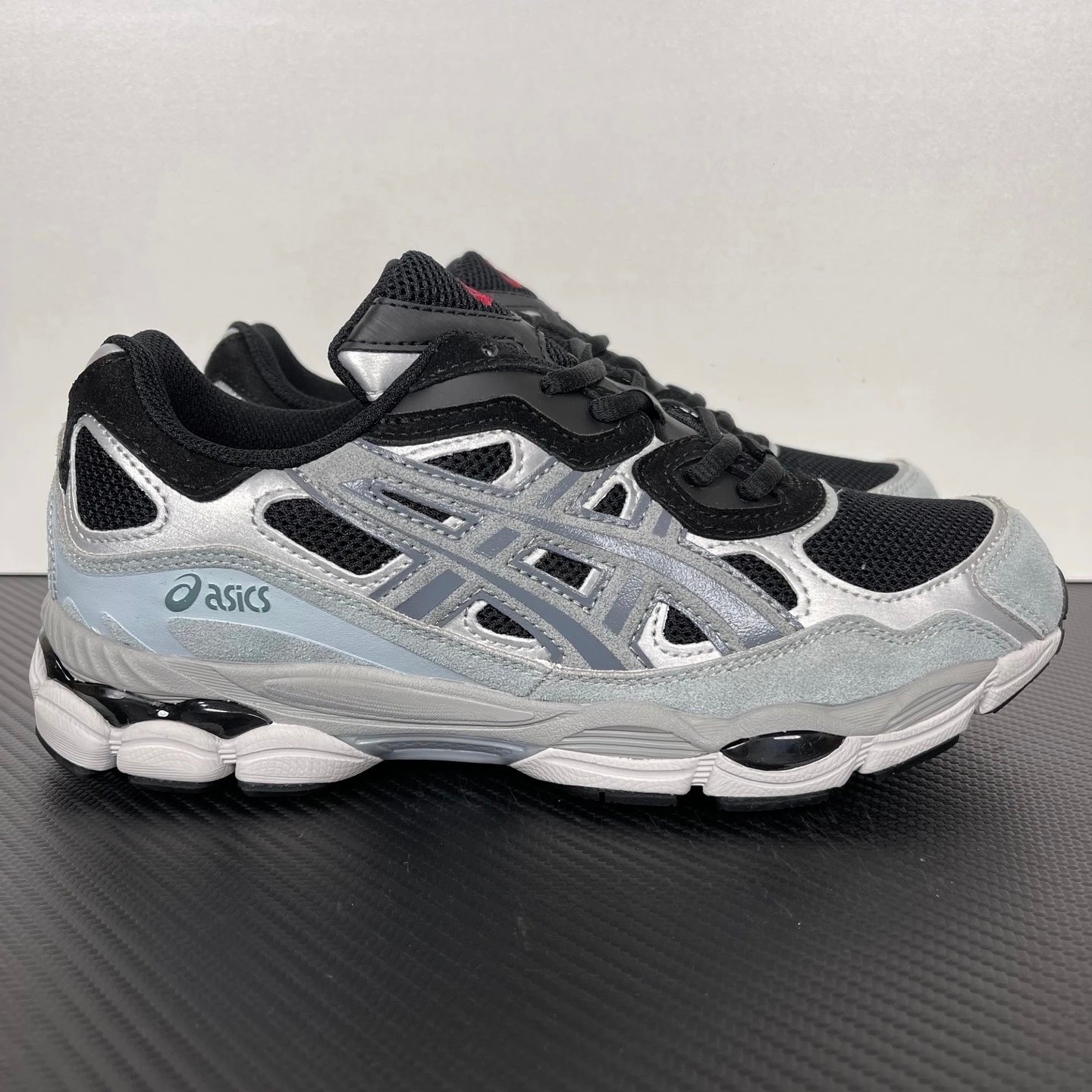 SK NYC Extended-Size Sneakers -4