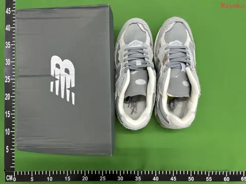 2002R Casual Sneakers Collection -5