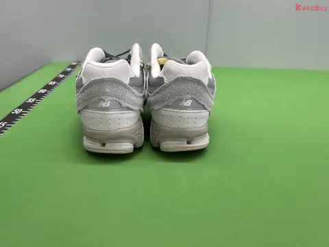 2002R Casual Sneakers Collection -4