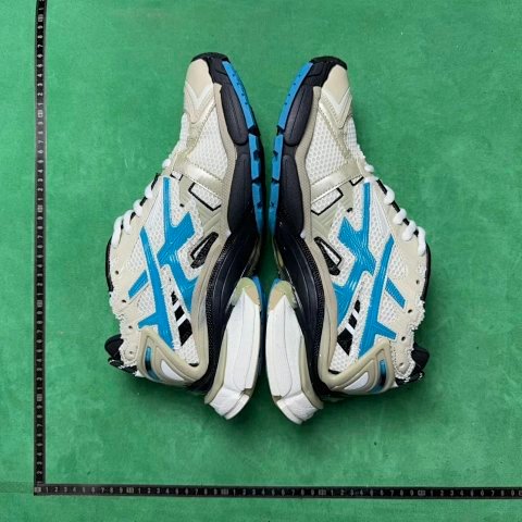 GO 7.0 Sneakers Collection