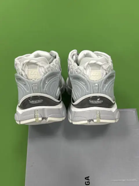 GO 7.0 Sneakers Collection -6