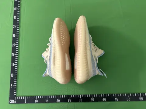 350 V2 Angel Colorway Collection -4
