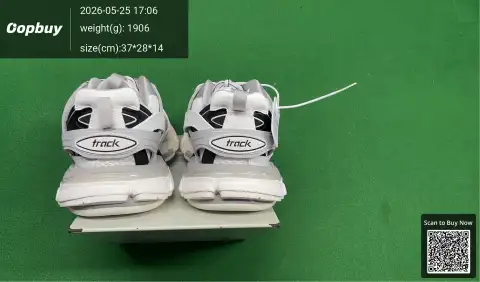 Track 2 Sneakers -3