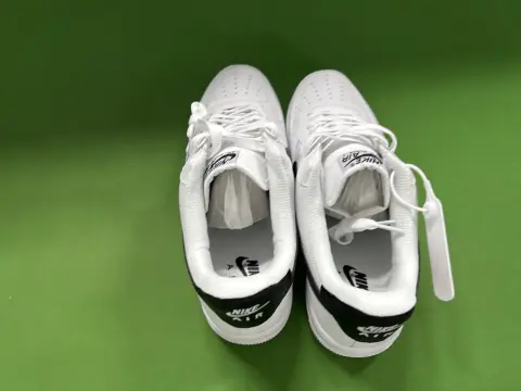 AF1 Classic White Sneakers -6
