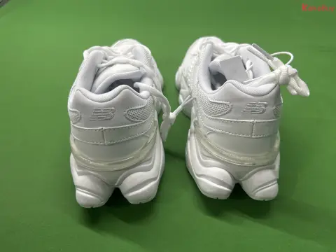 9060 Casual Sneakers -5