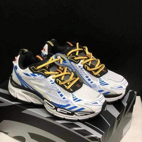 OW Fashion Sneakers