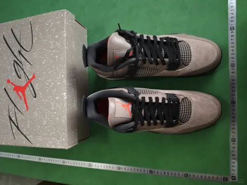 KX/KZ Retro 4 Sneakers Collection -5