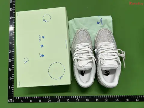 OOO Low-Top Sneakers -3