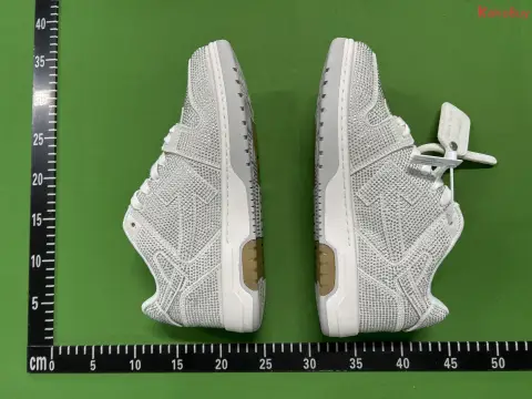 OOO Low-Top Sneakers -4