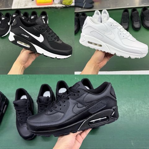 Max 90 Sneakers