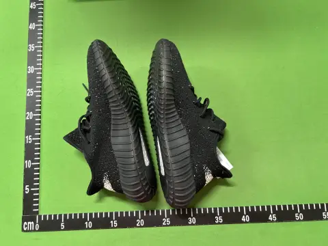 350 V2 Sneakers Collection -5