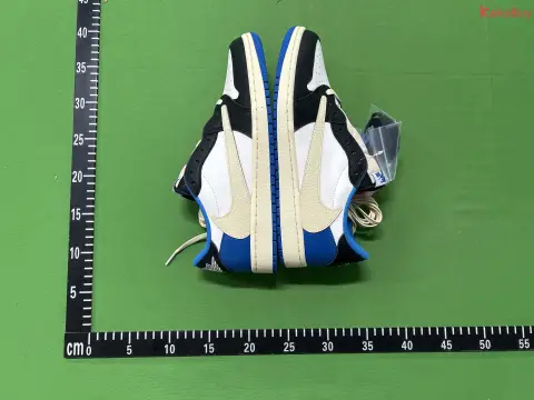 KO2 Low-Top Sneakers Collection -5