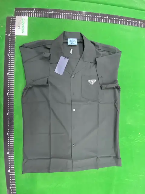 Casual Short-Sleeve Button Shirt -3