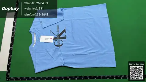 Embossed Logo T-Shirt -3